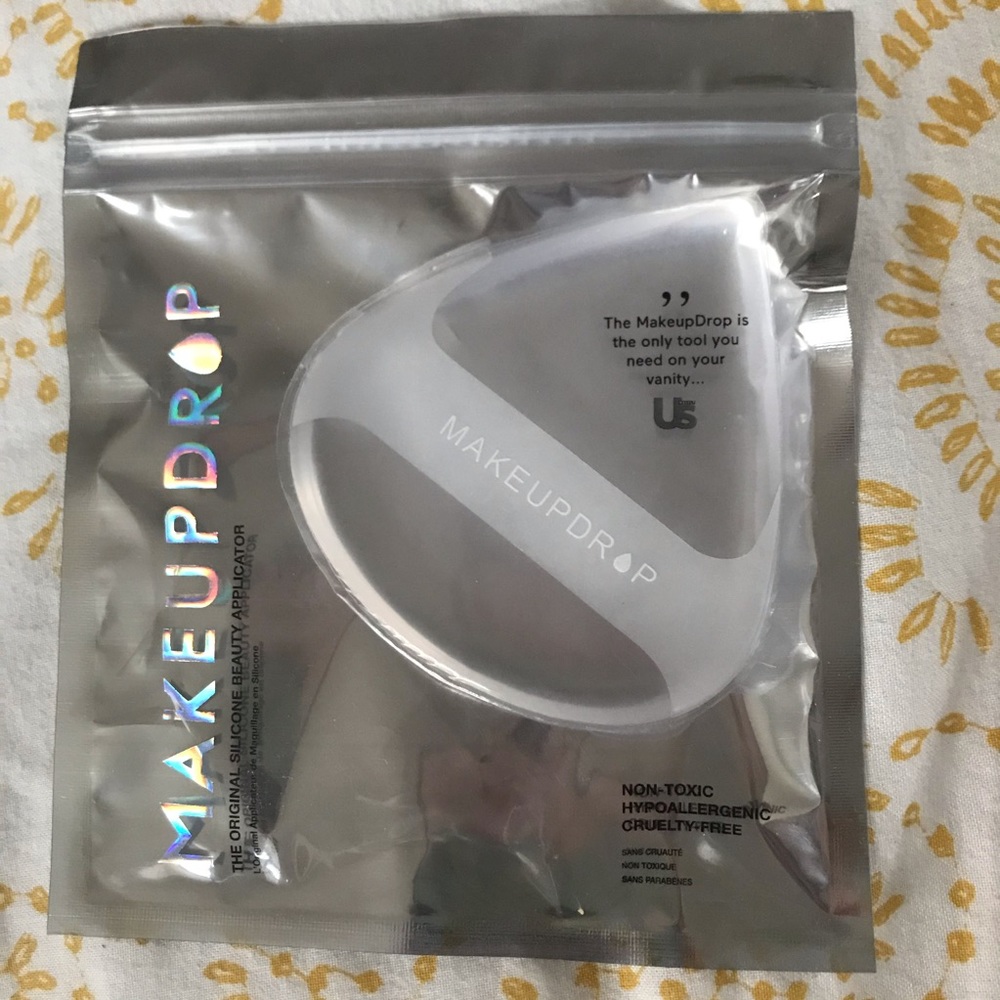 Makeup Drop - Picture 3 of 4